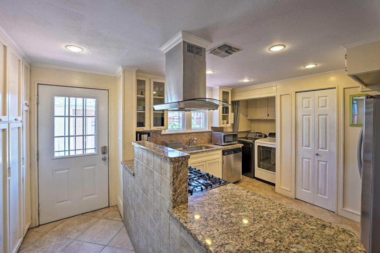 Corpus Christi Home With Pool And Hot Tub Walk To Bay Экстерьер фото